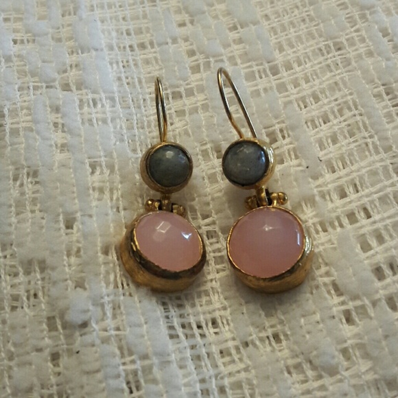 Used earings AJS design studio 22k gold plated - Picture 2 of 4